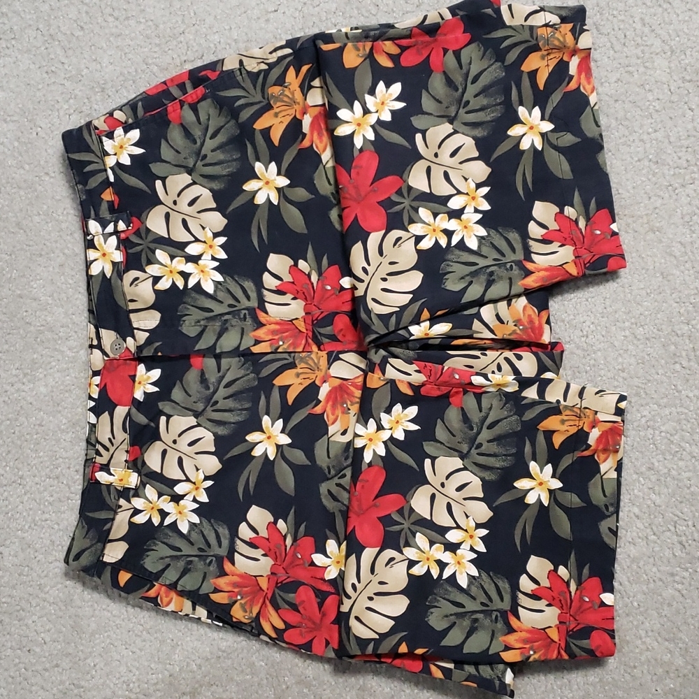 Chico's Design Hawaiian Crop Pants size 2